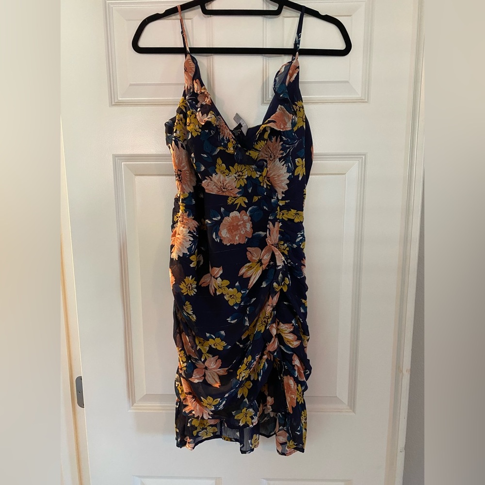 Brand new Lulus dress